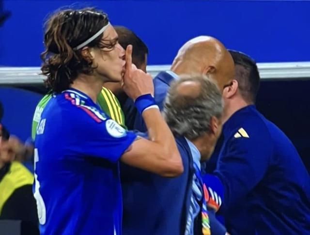 1719289794477061952.jpg calafiori 2.jpg